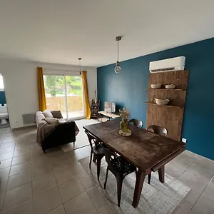  Hébergement de vacances Maison En Plein Coeur De L'ardeche